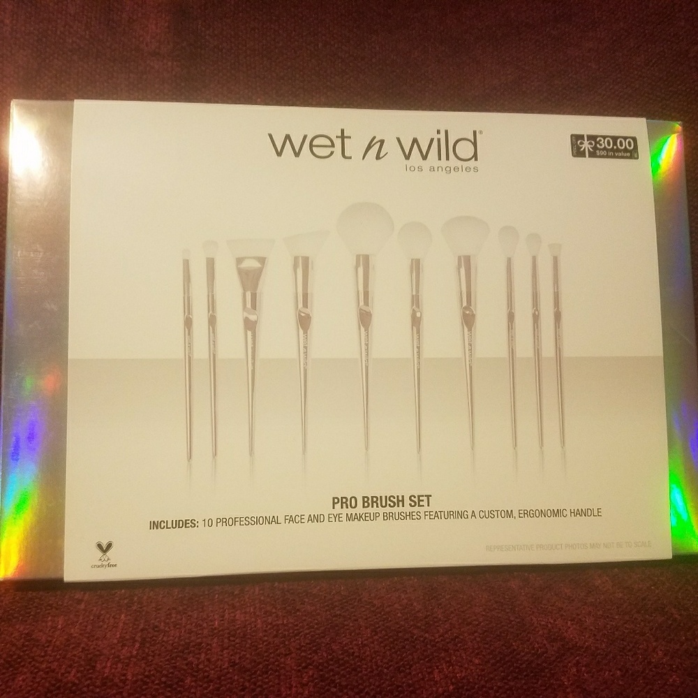 Wet n Wild Limited Edition Pro Brush Set